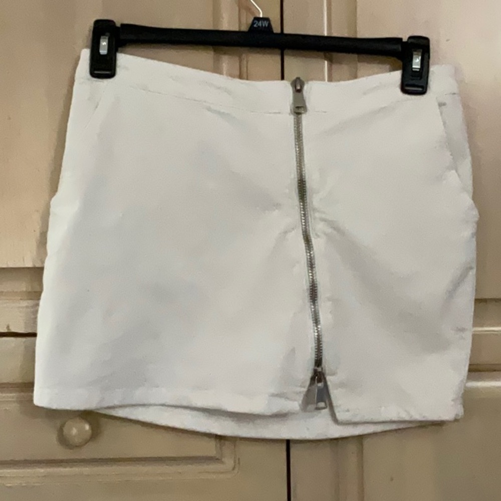 LIRA Mini Skirt Corduroy Size XS Ivory Asymmetrical Zipper Stretch off with